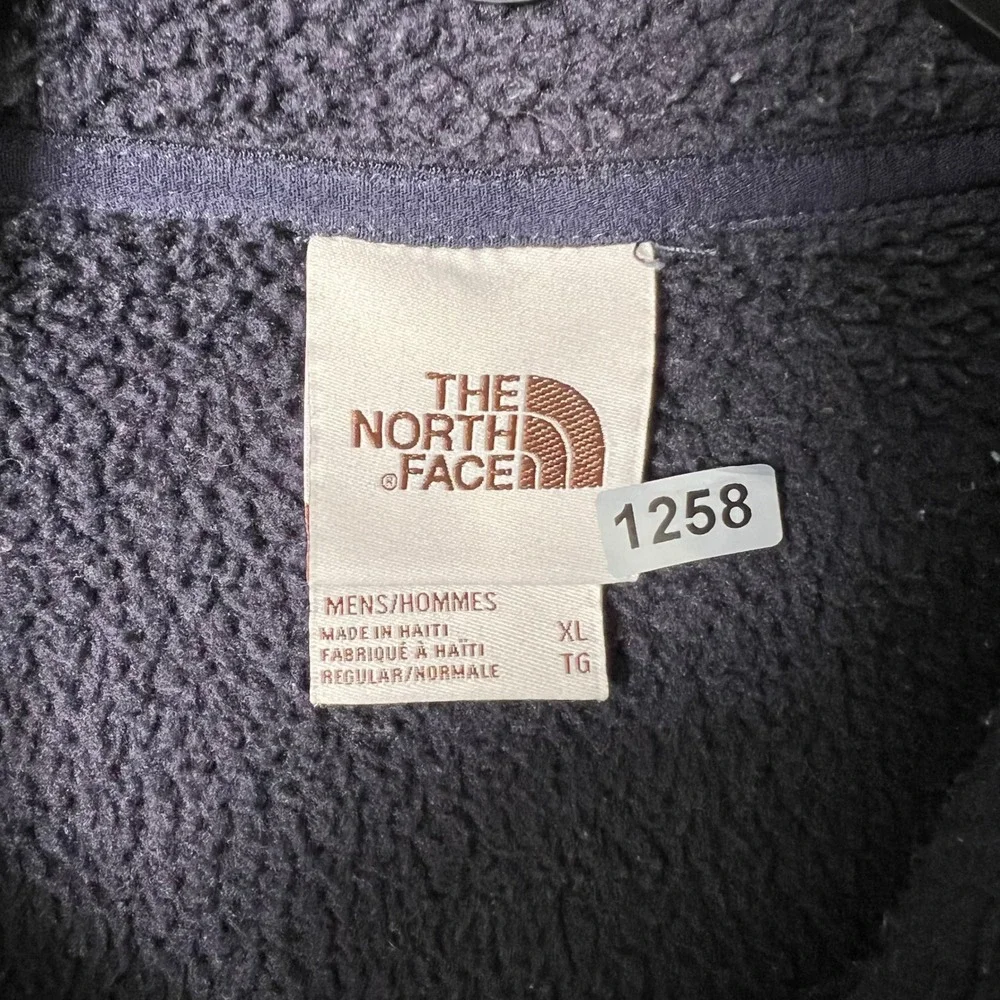 The North Face Mens Fleece Jacket Full Zip Black XL Regular Fit‎